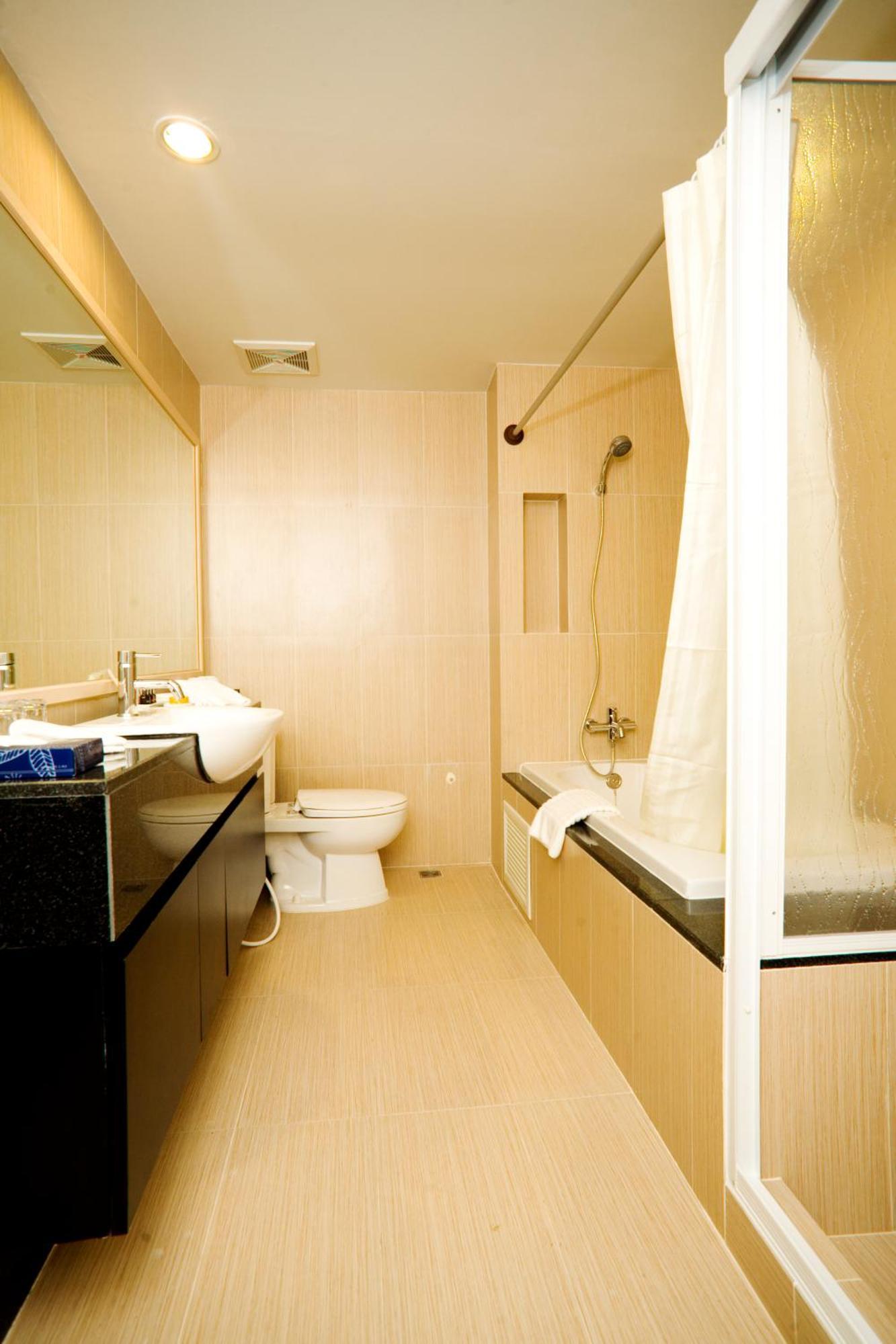Olive Hotel & Residence Bangkok Sukhumvit 101 Bagian luar foto