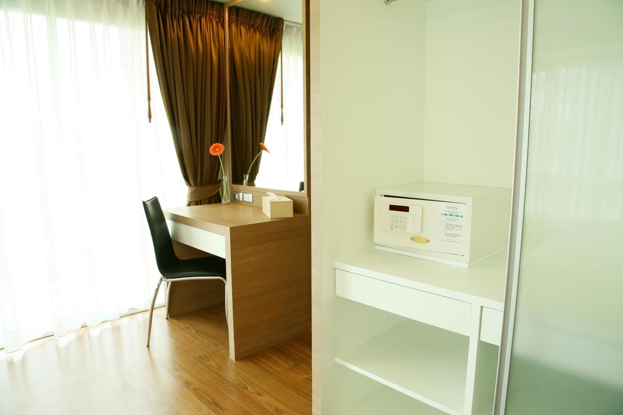 Olive Hotel & Residence Bangkok Sukhumvit 101 Bagian luar foto