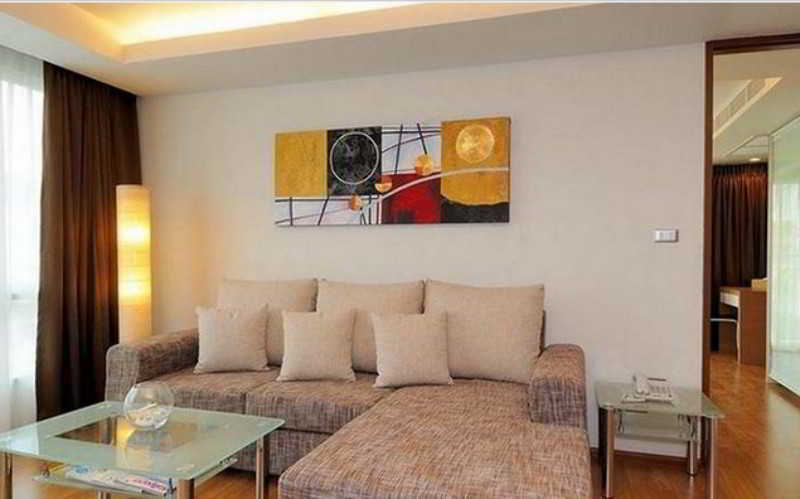 Olive Hotel & Residence Bangkok Sukhumvit 101 Bagian luar foto