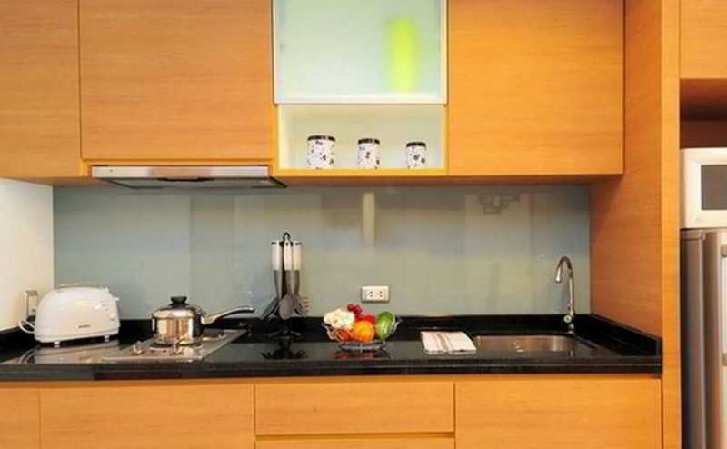 Olive Hotel & Residence Bangkok Sukhumvit 101 Bagian luar foto